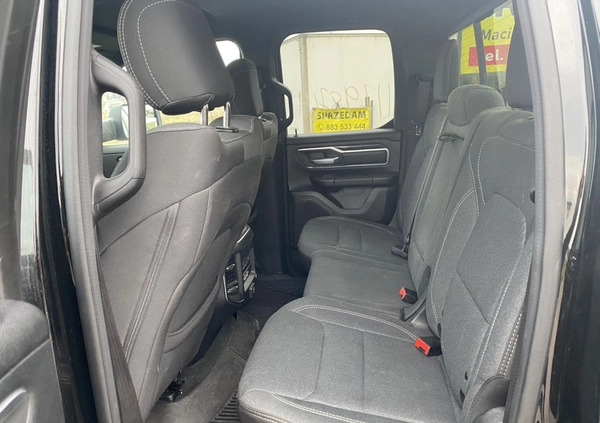 Dodge RAM cena 109900 przebieg: 40458, rok produkcji 2019 z Rzeszów małe 781